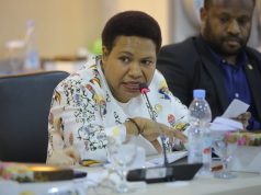 Transmigrasi Akan Menimbulkan Kecemburuan Sosial dan Potensi Konflik Baru Senator Eka Kristina Yeimo saat dalam sebuah pertemuan - Doc Pribadi
