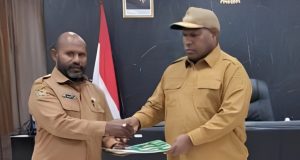 Ditunjuk Sebagai Plt Kadis Dukcapil Jayawijaya Yohanes Lani Siap Jalankan Amanat Bupati Jayawijaya Benahi Layanan Adminduk
