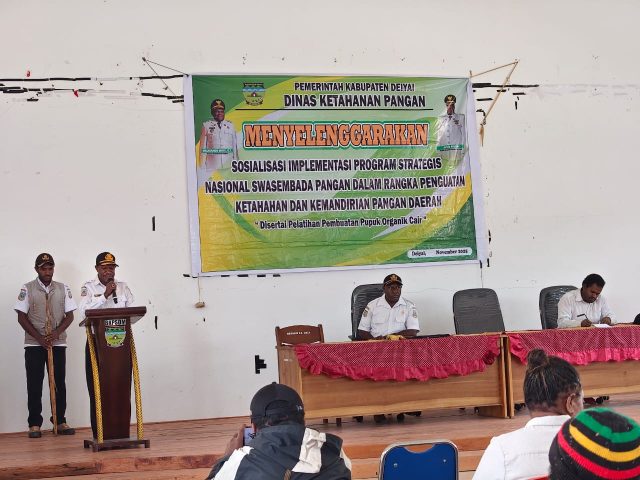 WhatsApp Image 2026-01-28 at 10.48.04 Asisten II Setda Kabupaten Deiyai, Mesak Pakage, yang hadir mewakili Bupati Deiyai membuka kegiatan sosialisasi - Doc. tiiruu.com