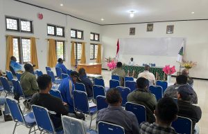 Bupati Melkianus Mote Tinjau Pekerjaan Fisik Pihak Ketiga, Tekankan Tepat Waktu dan Kualitas Maksimal