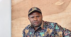 Waki Ketua I DPRD Deiyai Linus Koto Imbau Penghentian Konflik di Kapiraya
