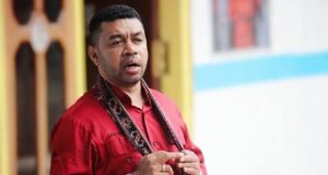 DPD RI Asal Papua Barat Filep Wamafma Desak Pemerintah Tangani Darurat Putus Sekolah di Tanah Papua
