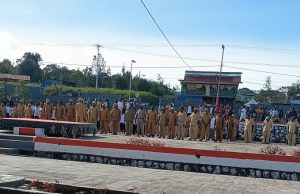 Apel Gabungan ASN Kabupaten Deiyai, Wakil Bupati Ayub Pigome Tekankan Disiplin dan Jaga Nama Baik Pemerintah