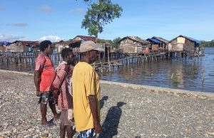 Kampung Nelayan Hub di Pomako Terkendala Aset, John Gobai Soroti Dugaan Kepentingan Tertentu