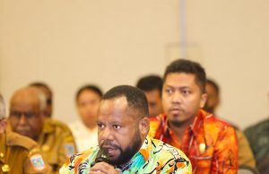 DPR Papua Tengah Terima LKPJ Gubernur 2025, Delius Tabuni Tekankan Fungsi Pengawasan