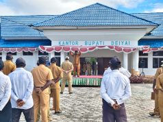 Bupati Deiyai Tekankan Stabilitas Kamtibmas dan Perlindungan Fasilitas Umum dalam Apel Gabungan ASN