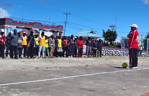 Bupati Deiyai Membuka Sejumlah Lomba dan Pertandingan Memperingati HUT RI ke 81