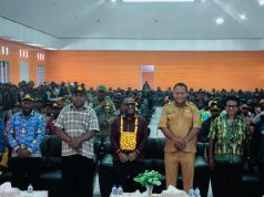 Disaksikan Kemendagri dan BIG, Bupati Deiyai Serahkan Peta Definitif Kampung dan Distrik kepada Seluruh Kepala Kampung
