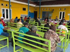 BPKAD Deiyai Gelar Sosialisasi Pemanfaatan Teknologi Kecerdasan Buatan di Lingkungan Pemerintah Kabupaten Deiyai Suasana sosialisasi pemanfaatan teknologi Artificial Intelligence (AI) yang diselenggarakan Badan Pengelola Keuangan dan Aset Daerah (BPKAD) Kabupaten Deiyai di Kantor BPKAD, Waghete, Jumat (31/7/2026). Kegiatan ini diikuti ASN BPKAD bersama perwakilan OPD sebagai upaya meningkatkan kapasitas aparatur dalam memanfaatkan teknologi AI untuk mendukung transformasi digital, pengelolaan keuangan daerah yang lebih efektif, transparan, dan akuntabel. Foto: Tiiruu.com