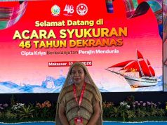 Ketua Dekranasda Kabupaten Deiyai Hadiri Puncak HUT ke-46 Dekranas Tahun 2026 di Makassar Ketua Dekranasda Kabupaten Deiyai berfoto usai menghadiri Acara Syukuran Hari Ulang Tahun (HUT) ke-46 Dewan Kerajinan Nasional (Dekranas) di Makassar, Sulawesi Selatan. Kehadiran Dekranasda Deiyai menjadi bagian dari komitmen pemerintah daerah dalam mempromosikan kerajinan khas dan memperluas pasar produk unggulan UMK Papua Tengah di tingkat nasional - Doc. Humas Tiiruu.com