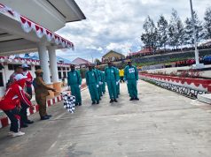 Bupati Deiyai Buka Lomba Gerak Jalan Memperingati HUT ke-81 Kemerdekaan RI