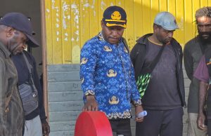 Pemkab Deiyai Gandeng Pengusaha Lokal Marko Yawalka Kembangkan Mesin Pakan Ternak untuk Perkuat BUMDes