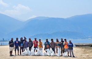 Peringati Hari Danau Se-dunia KOMANDAN Deiyai Gelar Aksi Bersih Danau Tigi di Tiga Titik Utama