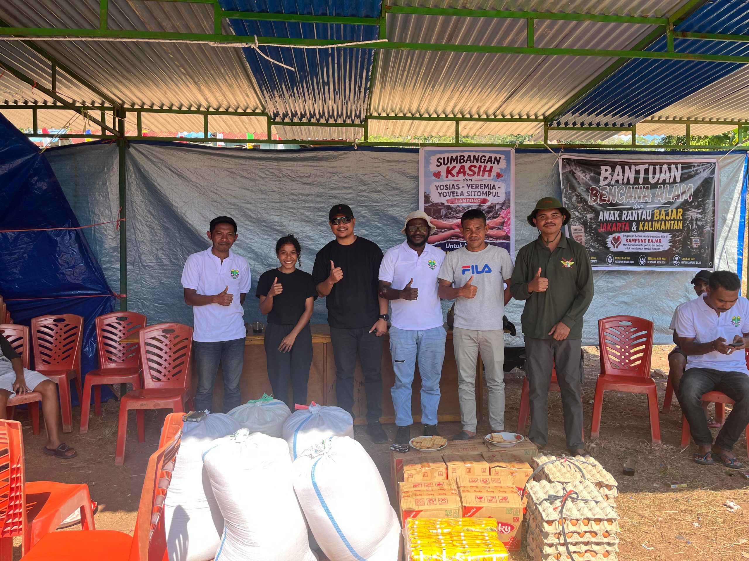Formal jurnalistikFoto: Pemuda Katolik Komcab Nabire bersama Pemuda Flobamora dan Kopena saat menyalurkan bantuan kemanusiaan kepada masyarakat di Kabupaten Manggarai Timur dan Manggarai, NTT, 29–31 Agustus 2026.