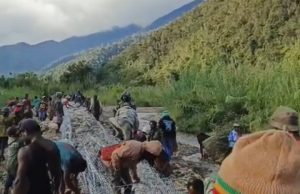 Bronjong Terpanjang di Kaliwani Rampung, Pemkab Dogiyai Lindungi Kampung Pugatadi dari Ancaman Banjir dan Erosi