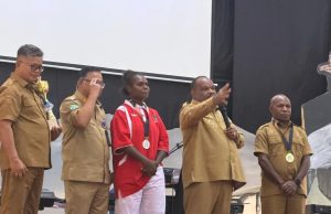 Bupati Didimus Yahuli Minta ASN Yahukimo Layani Masyarakat dengan Iman dan Integritas